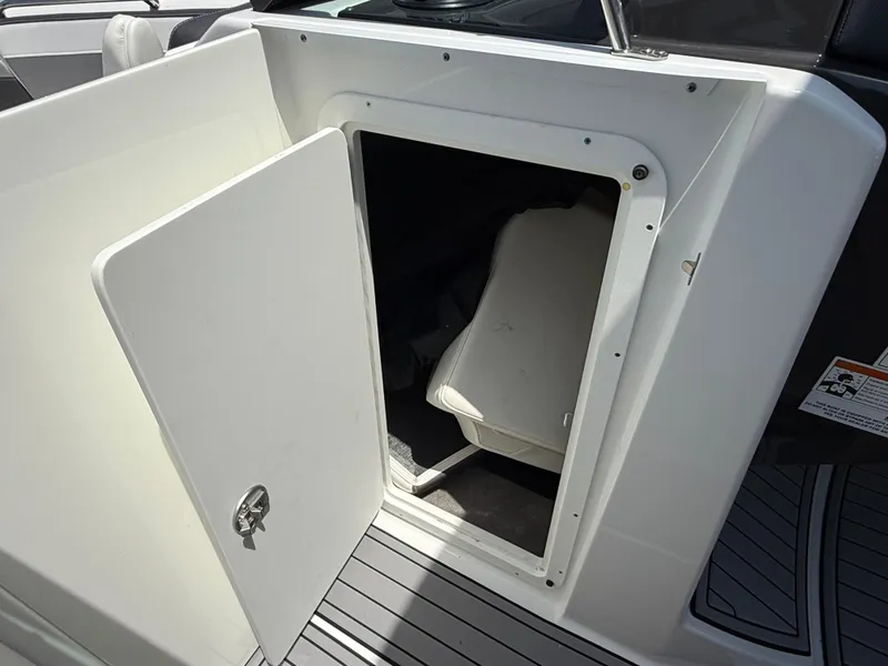 Slide: The Image of Monterey MX6 SURF 2019 - 54