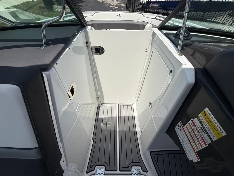 Slide: The Image of Monterey MX6 SURF 2019 - 55