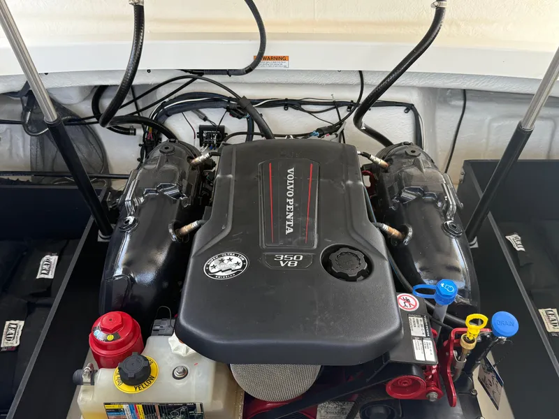 Slide: The Image of Monterey MX6 SURF 2019 - 64