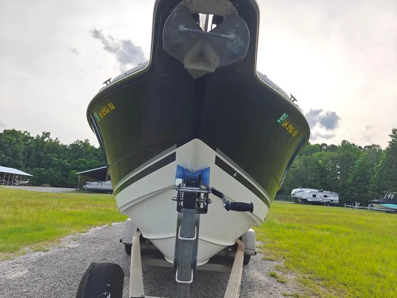 Slide: The Image of Triton 2486 CC 2005 - 5