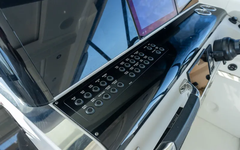 Slide: The Image of Saxdor 400 GTO 2026 - 19