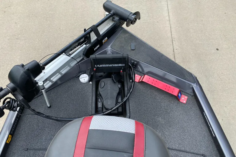 Slide: The Image of 2019 Ranger RT188 boat deck with trolling motor and seat. - 10