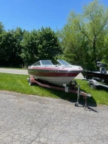 Slide: The Image of Maxum 188 1988 - 1