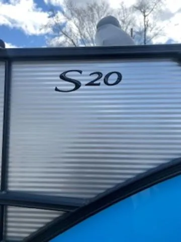 Slide: The Image of Bennington 20SL 2025 - 3