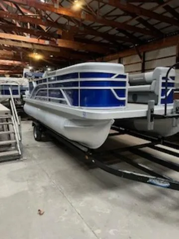 Slide: The Image of Bennington 20 SVL 2024 - 2