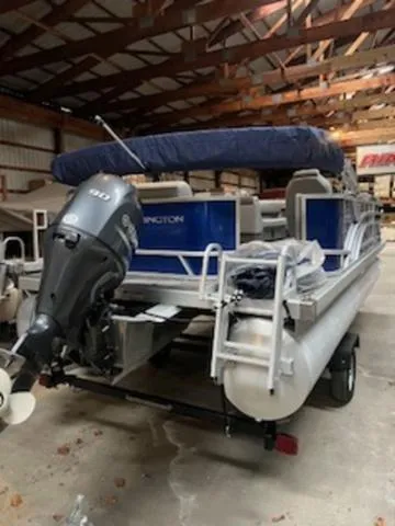 Slide: The Image of Bennington 20 SVL 2024 - 5