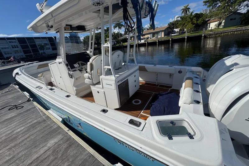 Slide: The Image of Edgewater 280CC 2022 - 0