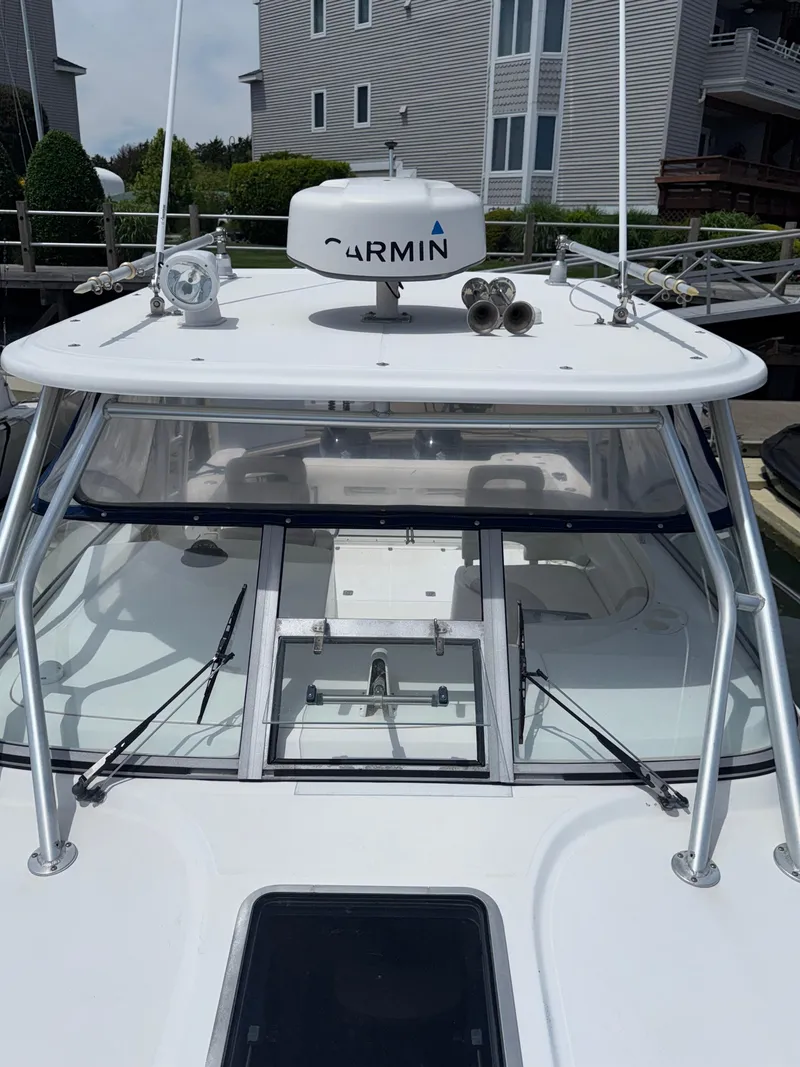 Slide: The Image of Boston Whaler 305 Conquest 2004 - 25