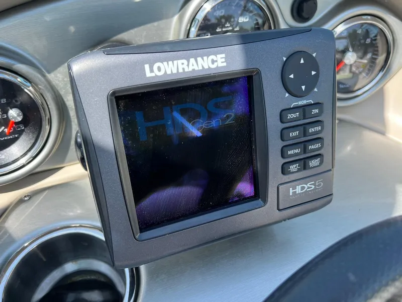 Slide: The Image of Lowrance HDS-5 Gen2 fishfinder on 2013 Hurricane SunDeck 217 OB dashboard. - 18