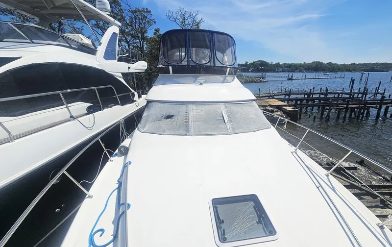 Slide: The Image of Sea Ray 400 Sedan Bridge 2000 - 3