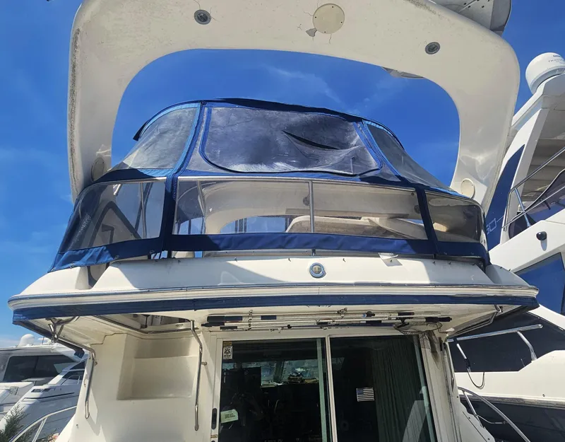 Slide: The Image of Sea Ray 400 Sedan Bridge 2000 - 5