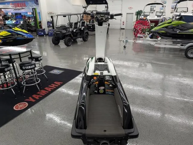 Slide: The Image of Kawasaki Jet Ski® SX-R 2017 - 4