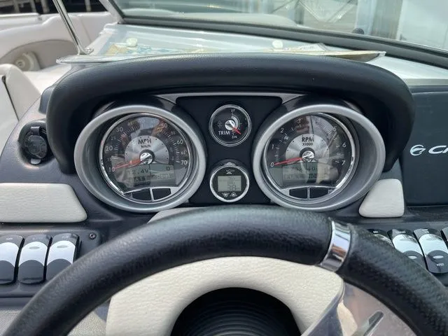 Slide: The Image of Crownline Boats 255 SS 2015 - 21