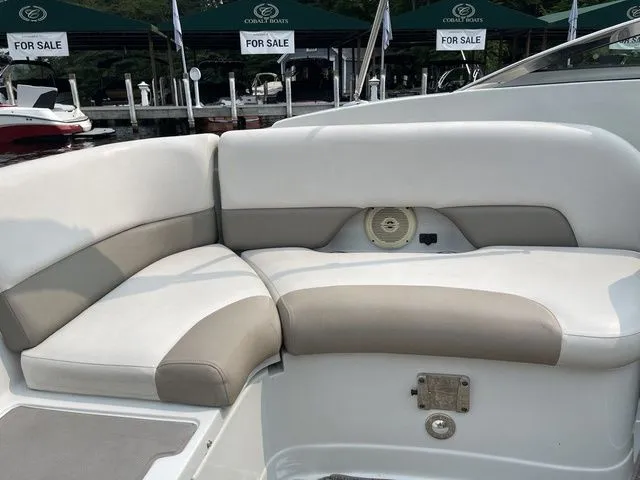 Slide: The Image of Crownline Boats 255 SS 2015 - 28