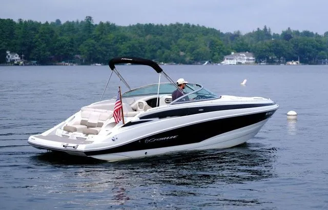Slide: The Image of Crownline Boats 255 SS 2015 - 6