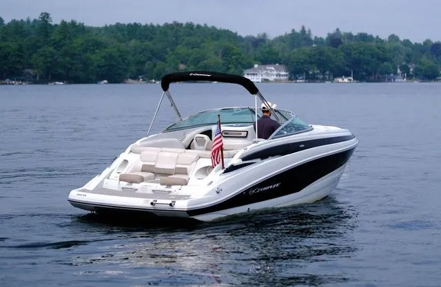 Slide: The Image of Crownline Boats 255 SS 2015 - 7
