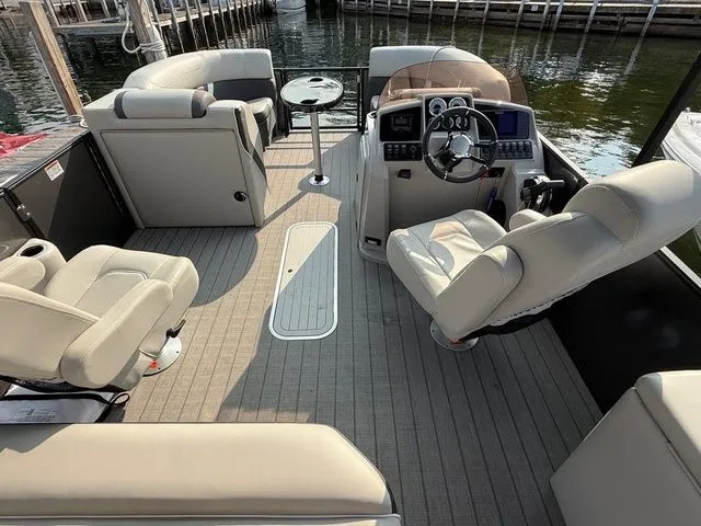 Slide: The Image of Sylvan MIRAGE X1 CLZ DH 2025 - 15