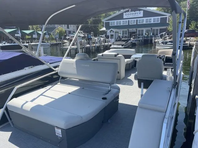 Slide: The Image of Sylvan Mirage 8520 CLZ DH 2025 - 12