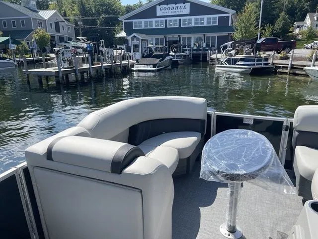 Slide: The Image of Sylvan Mirage 8520 CLZ DH 2025 - 8