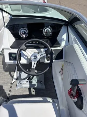 Slide: The Image of Four Winns H1 2025 - 16