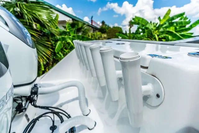 Slide: The Image of Cape Horn 32 T 2025 - 6