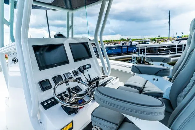 Slide: The Image of Cape Horn Yachts 32 T 2025 - 15