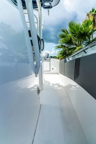 Slide: The Image of Cape Horn Yachts 32 T 2025 - 21