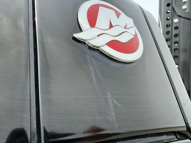 Slide: The Image of Phoenix Bass Boat 20 XE 2024 - 31