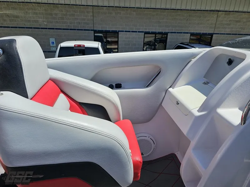 Slide: The Image of Donzi 38 ZR 2007 - 57