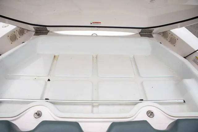 Slide: The Image of Yamaha XR 1800 2001 - 6