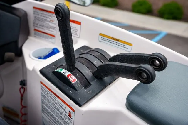 Slide: The Image of Yamaha XR 1800 2001 - 9