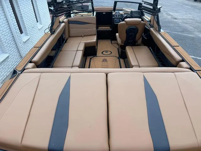 Slide: The Image of Axis Wake Research A Series A225 2025 - 7