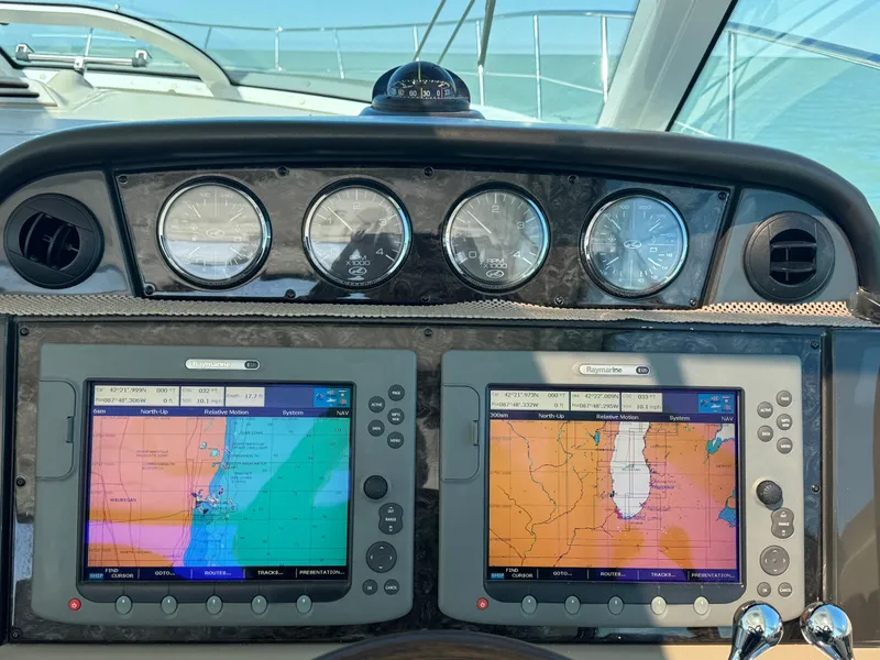 Slide: The Image of Sea Ray 48 Sundancer 2009 - 17