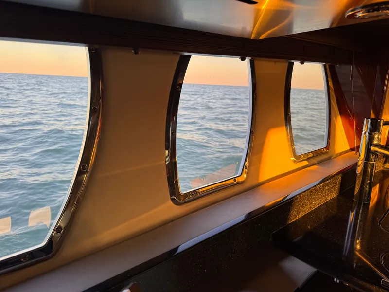 Slide: The Image of Sea Ray 48 Sundancer 2009 - 21