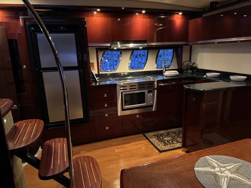 Slide: The Image of Sea Ray 48 Sundancer 2009 - 24
