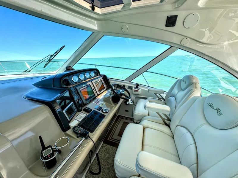 Slide: The Image of Sea Ray 48 Sundancer 2009 - 4