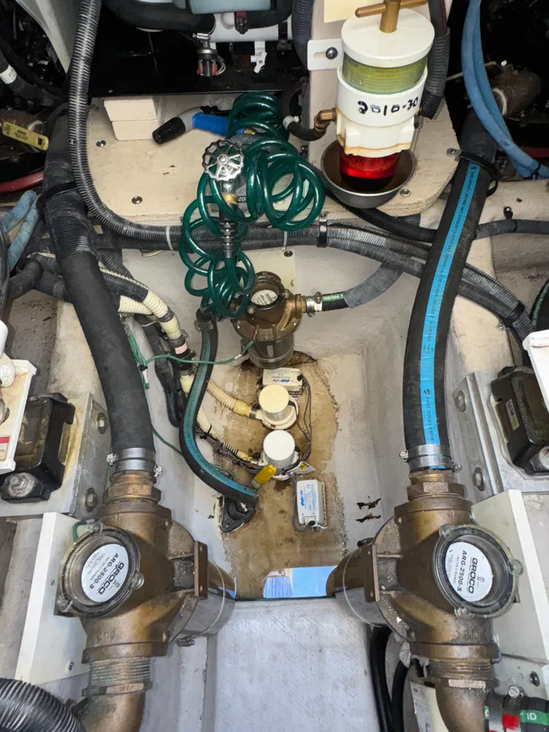 Slide: The Image of Sea Ray 48 Sundancer 2009 - 56