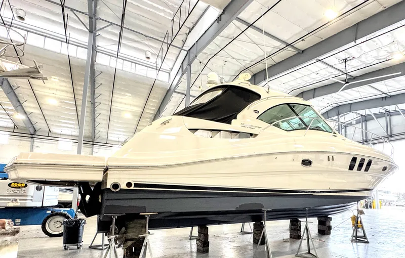 Slide: The Image of Sea Ray 48 Sundancer 2009 - 71