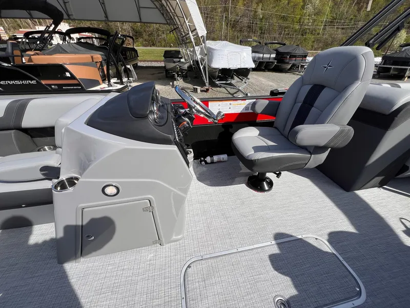 Slide: The Image of Berkshire CTS Series 22RFX CTS 2025 - 27