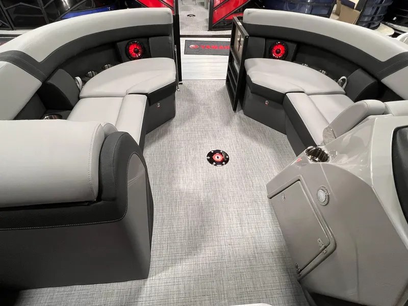 Slide: The Image of Berkshire CTS Series 22RFX CTS 2025 - 14