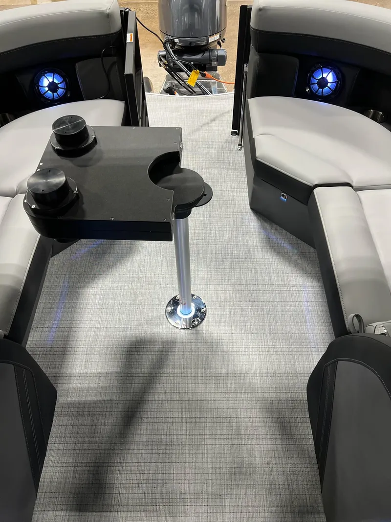 Slide: The Image of Berkshire CTS Series 22RFX CTS 2025 - 4