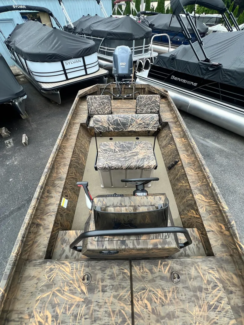 Slide: The Image of G3 Gator Tough 18 CCJ 2025 - 14