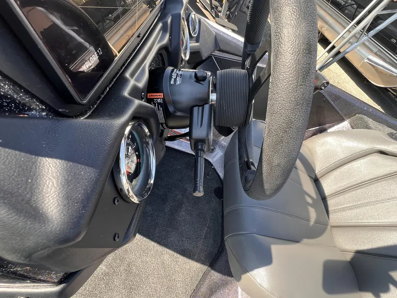 Slide: The Image of Skeeter ZXR 20 SE 2025 - 15