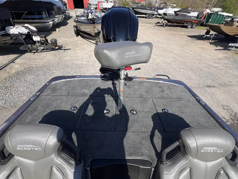 Slide: The Image of Skeeter ZXR 20 SE 2025 - 8