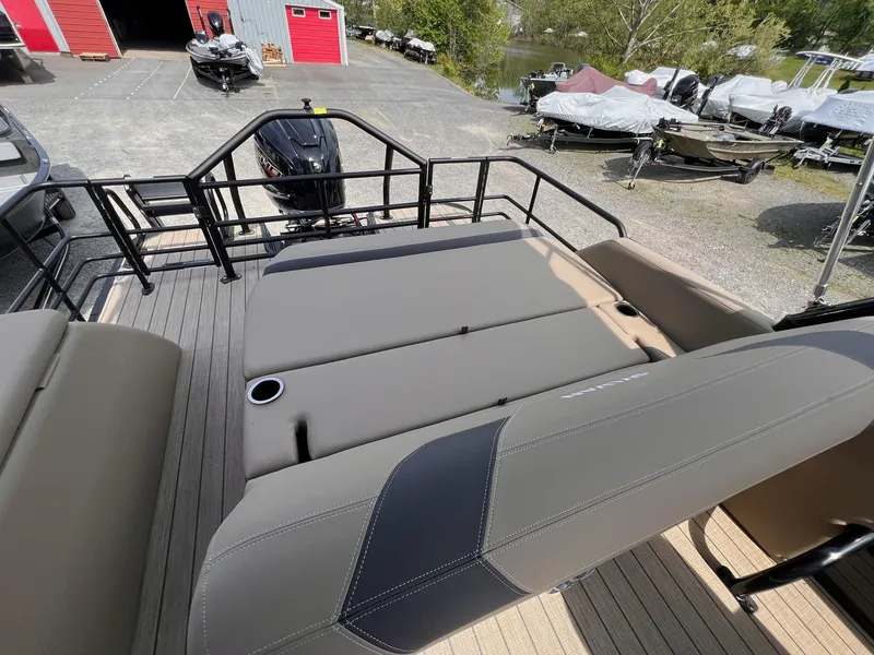 Slide: The Image of 2025 Sylvan L3 CLZ DH WT boat with spacious seating and modern design. - 33