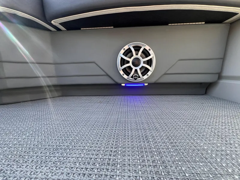 Slide: The Image of Sylvan X3 DLZ Bar 2025 - 40