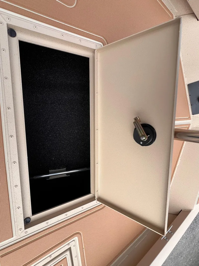 Slide: The Image of G3 Bay 19 GX 2025 - 26