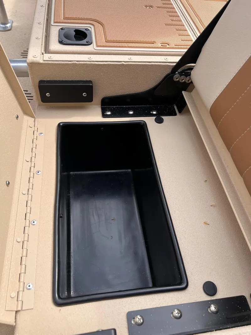 Slide: The Image of G3 Bay 19 GX 2025 - 30