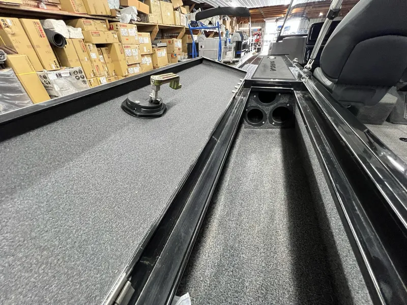 Slide: The Image of 2023 Tracker TARGA V-19 WT TE boat interior with storage compartments. - 39