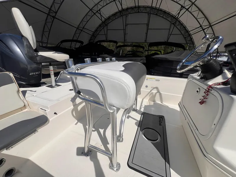 Slide: The Image of Skeeter SX 2250 2014 - 22